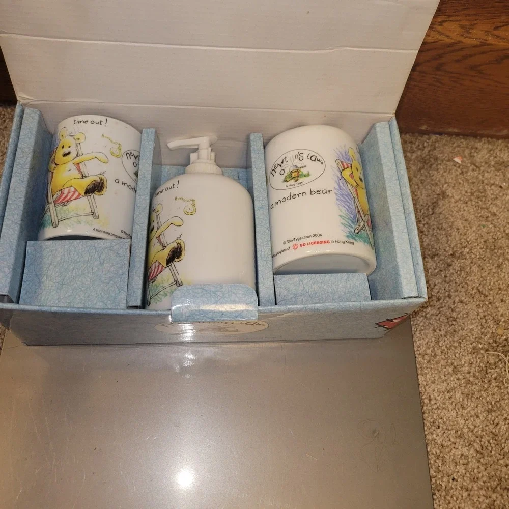 Newton's Law A Modern Bear‎ Bathroom Set Rory Tyger 3 Pc Ceramic Cup Soap...
